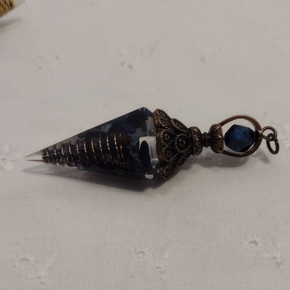 Lapis Lazuli Chip Crystal Pendulum - Picture 4 of 6